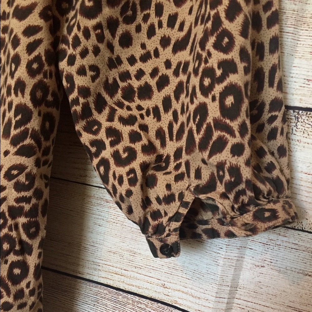 Cheetah Print Top - Picture 3 of 4
